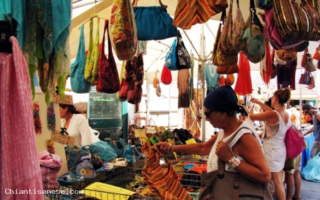 Mercato settimanale di Castelllina in Chianti